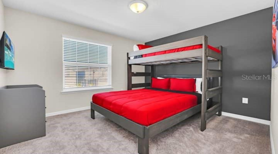 DAVENPORT, Florida 33897, 5 Bedrooms Bedrooms, ,4 BathroomsBathrooms,Residential,For Sale,LANA AVENUE,0,MFRO6283186