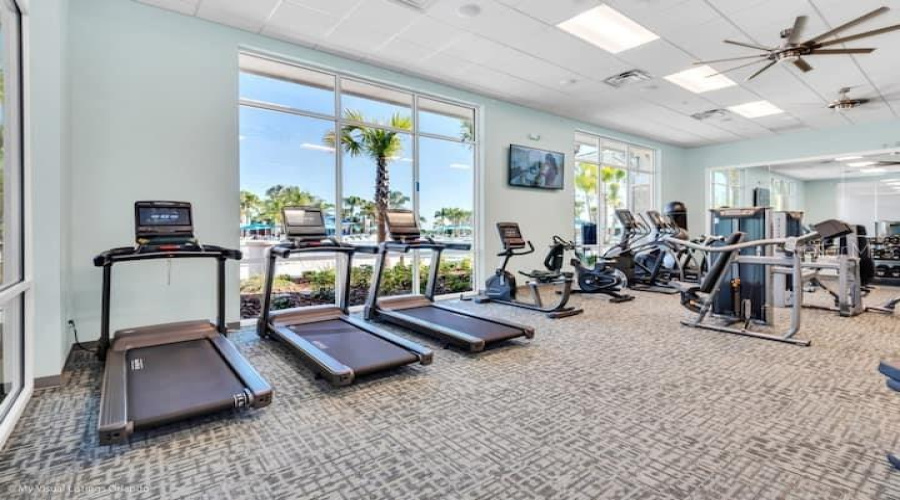 DAVENPORT, Florida 33897, 5 Bedrooms Bedrooms, ,4 BathroomsBathrooms,Residential,For Sale,LANA AVENUE,0,MFRO6283186