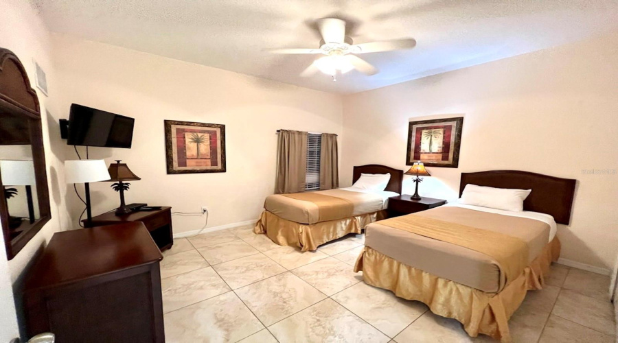 Kissimmee, Florida 34747, 3 Bedrooms Bedrooms, ,2 Bathroomsbathrooms,Residential,For Sale,Pirates Retreat,Mfro6283144