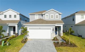 DAVENPORT, Florida 33897, 5 Bedrooms Bedrooms, ,5 BathroomsBathrooms,Residential,For Sale,LILAC WA,0,MFRO6283188