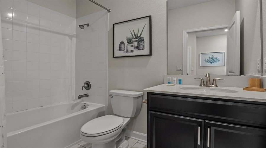 Davenport, Florida 33896, 5 Bedrooms Bedrooms, ,5 Bathroomsbathrooms,Residential,For Sale,Whistling Straits,Mfrs5121174
