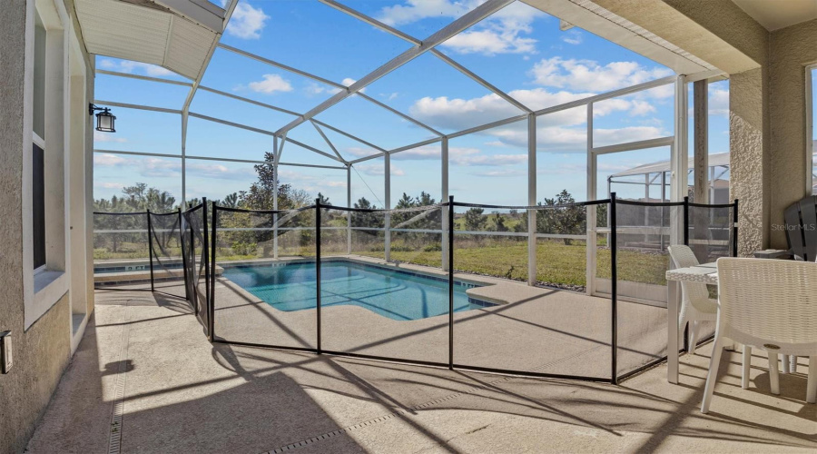 Davenport, Florida 33896, 5 Bedrooms Bedrooms, ,5 Bathroomsbathrooms,Residential,For Sale,Whistling Straits,Mfrs5121174