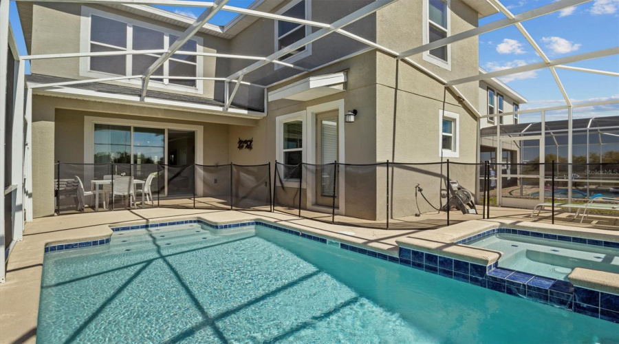Davenport, Florida 33896, 5 Bedrooms Bedrooms, ,5 Bathroomsbathrooms,Residential,For Sale,Whistling Straits,Mfrs5121174
