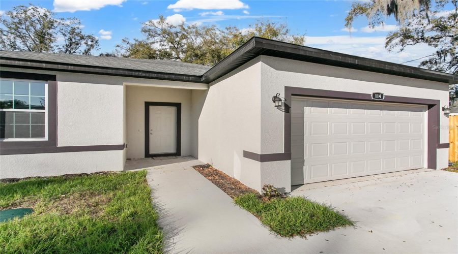 Davenport, Florida 33837, 3 Bedrooms Bedrooms, ,2 Bathroomsbathrooms,Residential,For Sale,Redding,Mfro6282847