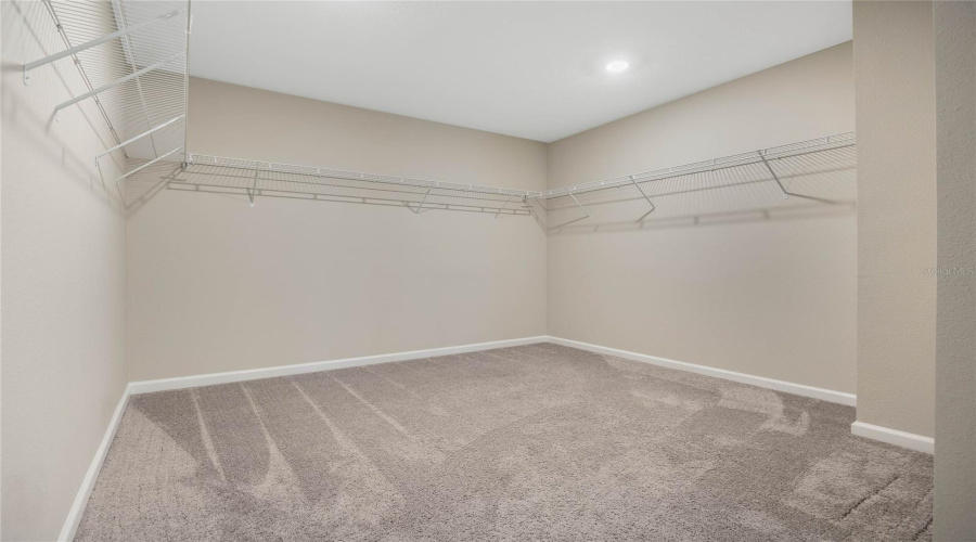 Davenport, Florida 33837, 5 Bedrooms Bedrooms, ,3 Bathroomsbathrooms,Residential,For Sale,Sugarwood,Mfrs5121228