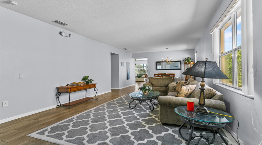 Davenport, Florida 33896, 4 Bedrooms Bedrooms, ,3 Bathroomsbathrooms,Residential,For Sale,Sand Ridge,Mfrs5121263