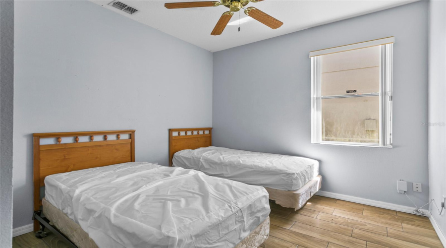 Davenport, Florida 33896, 4 Bedrooms Bedrooms, ,3 Bathroomsbathrooms,Residential,For Sale,Sand Ridge,Mfrs5121263
