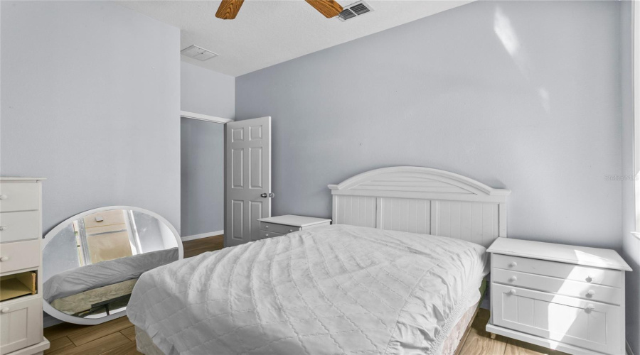 Davenport, Florida 33896, 4 Bedrooms Bedrooms, ,3 Bathroomsbathrooms,Residential,For Sale,Sand Ridge,Mfrs5121263