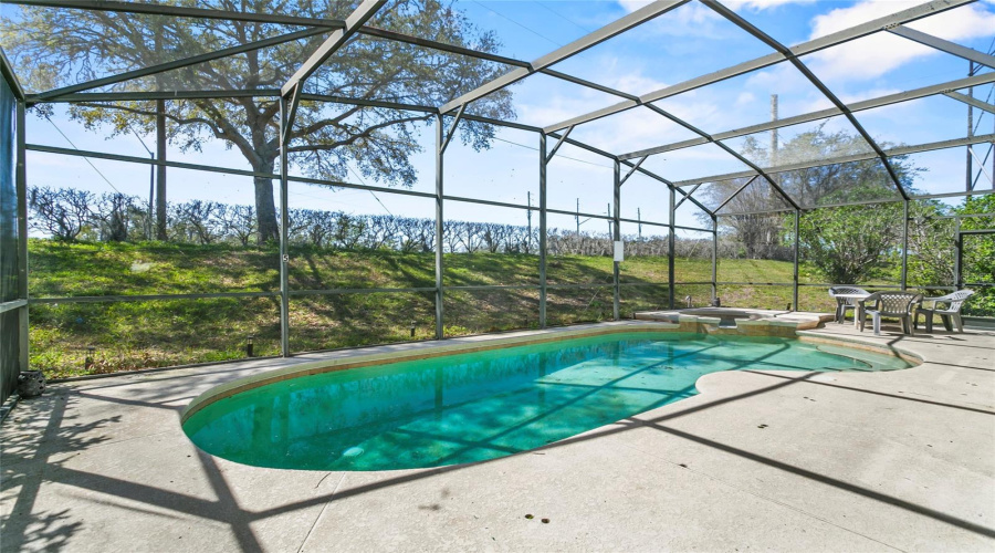 Davenport, Florida 33896, 4 Bedrooms Bedrooms, ,3 Bathroomsbathrooms,Residential,For Sale,Sand Ridge,Mfrs5121263
