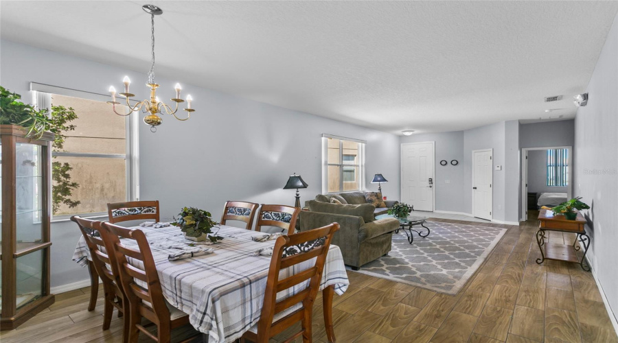 Davenport, Florida 33896, 4 Bedrooms Bedrooms, ,3 Bathroomsbathrooms,Residential,For Sale,Sand Ridge,Mfrs5121263