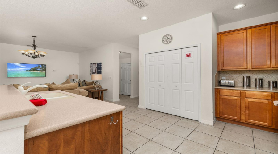 DAVENPORT, Florida 33837, 5 Bedrooms Bedrooms, ,3 BathroomsBathrooms,Residential,For Sale,TIGERLILY,0,MFRS5121236