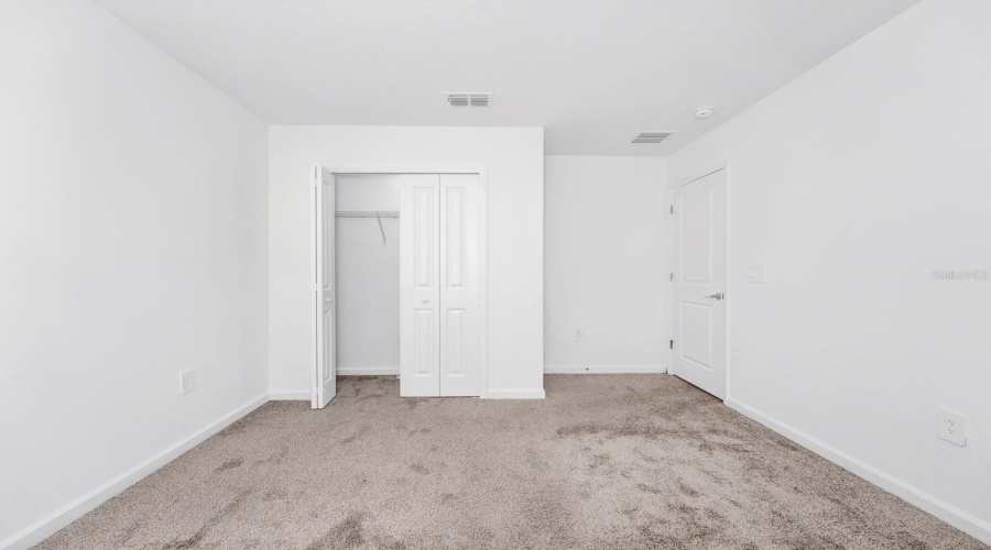 Davenport, Florida 33837, 6 Bedrooms Bedrooms, ,3 Bathroomsbathrooms,Residential,For Sale,Brave,Mfro6283629