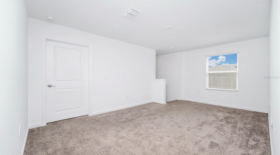 Davenport, Florida 33837, 6 Bedrooms Bedrooms, ,3 Bathroomsbathrooms,Residential,For Sale,Brave,Mfro6283629