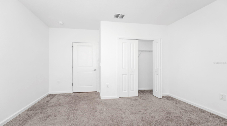 Davenport, Florida 33837, 6 Bedrooms Bedrooms, ,3 Bathroomsbathrooms,Residential,For Sale,Brave,Mfro6283629