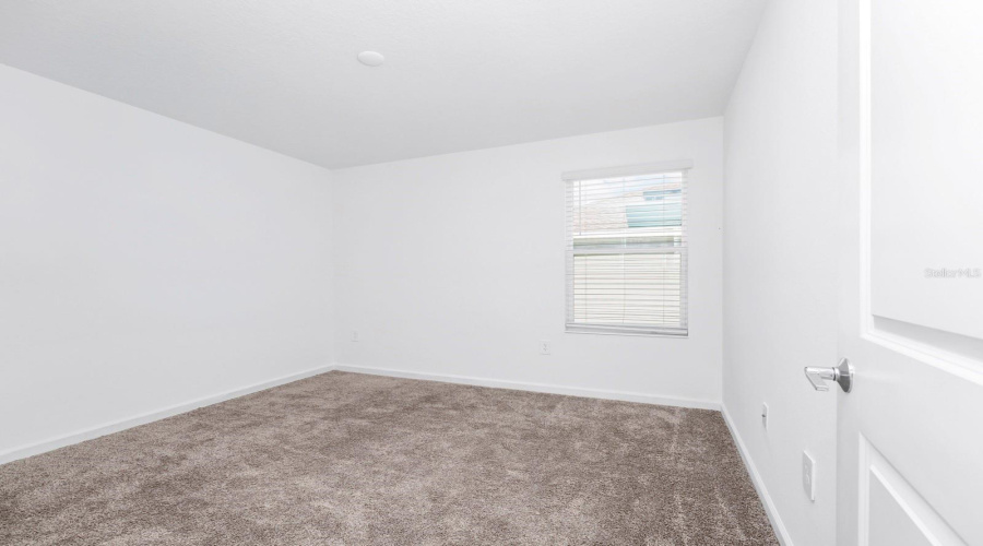 Davenport, Florida 33837, 6 Bedrooms Bedrooms, ,3 Bathroomsbathrooms,Residential,For Sale,Brave,Mfro6283629