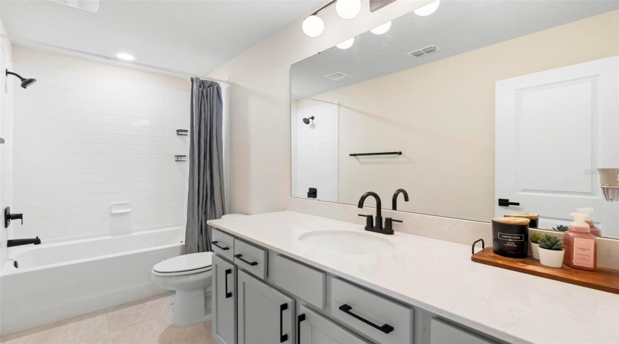 Kissimmee, Florida 34746, 4 Bedrooms Bedrooms, ,3 Bathroomsbathrooms,Residential,For Sale,Blue Hammock,Mfro6283526