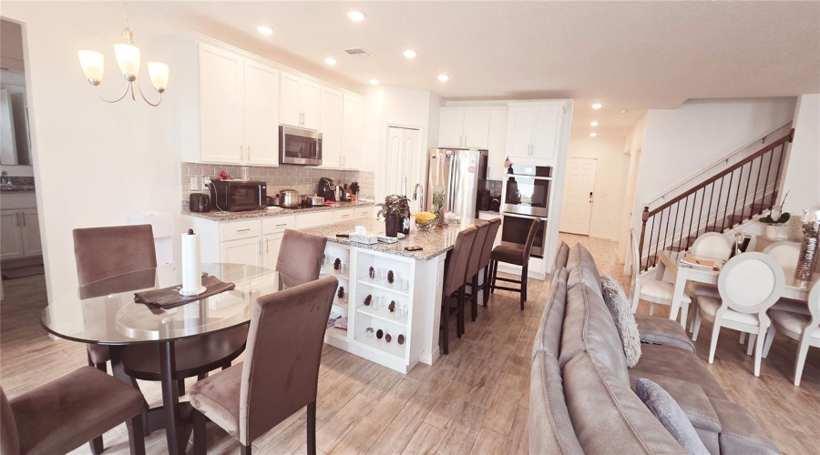 DAVENPORT, Florida 33837, 5 Bedrooms Bedrooms, ,3 BathroomsBathrooms,Residential,For Sale,TAFT,0,MFRO6283517