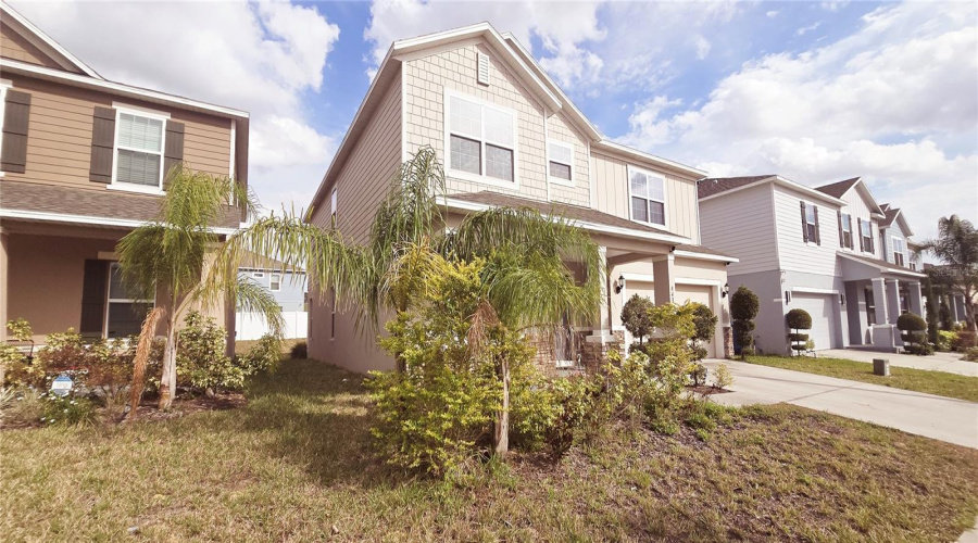 DAVENPORT, Florida 33837, 5 Bedrooms Bedrooms, ,3 BathroomsBathrooms,Residential,For Sale,TAFT,0,MFRO6283517