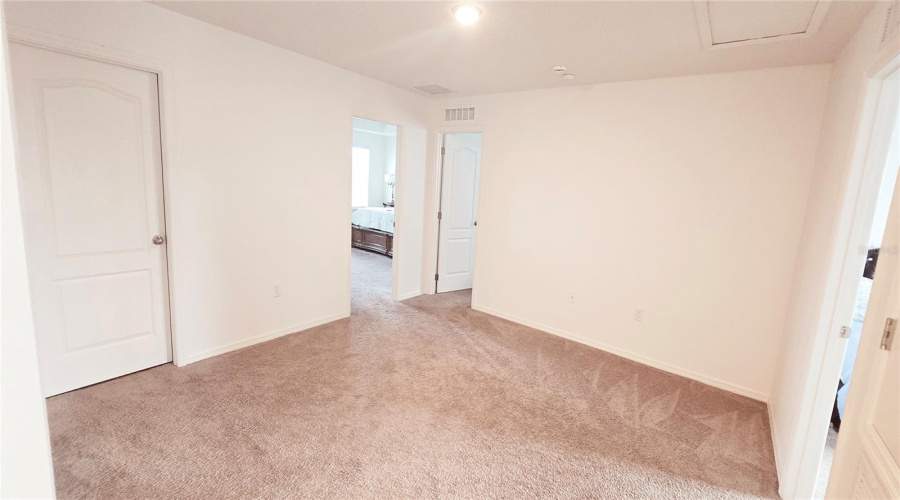 DAVENPORT, Florida 33837, 5 Bedrooms Bedrooms, ,3 BathroomsBathrooms,Residential,For Sale,TAFT,0,MFRO6283517