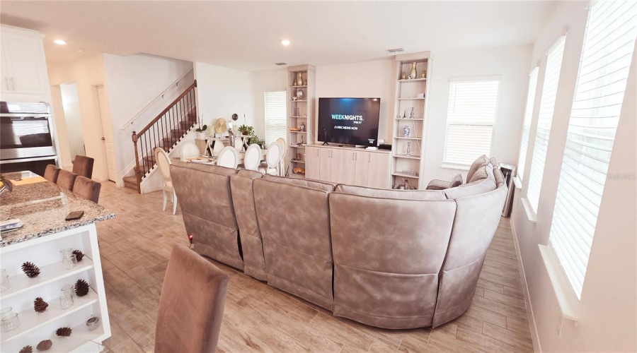 DAVENPORT, Florida 33837, 5 Bedrooms Bedrooms, ,3 BathroomsBathrooms,Residential,For Sale,TAFT,0,MFRO6283517