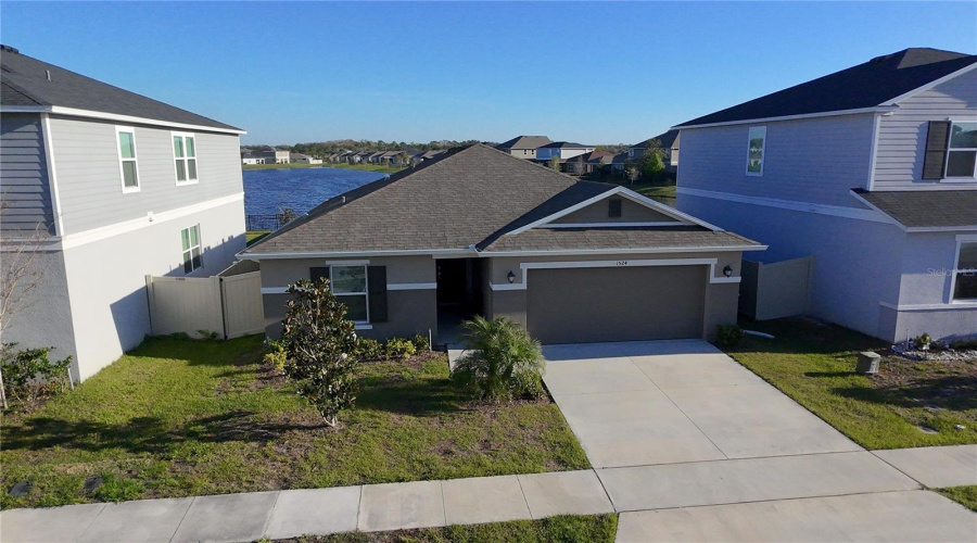 DAVENPORT, Florida 33896, 4 Bedrooms Bedrooms, ,2 BathroomsBathrooms,Residential,For Sale,VENICE,0,MFRS5121170