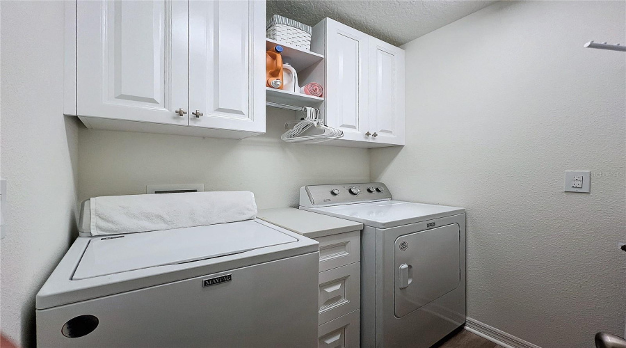 DAVENPORT, Florida 33896, 4 Bedrooms Bedrooms, ,2 BathroomsBathrooms,Residential,For Sale,VENICE,0,MFRS5121170