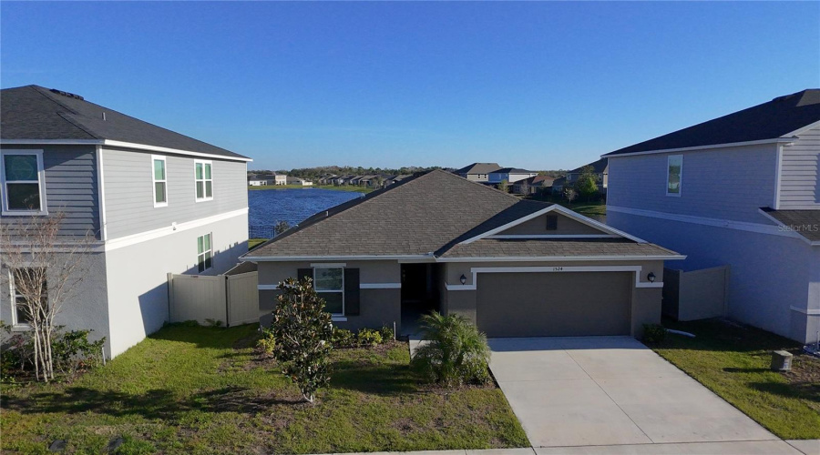 DAVENPORT, Florida 33896, 4 Bedrooms Bedrooms, ,2 BathroomsBathrooms,Residential,For Sale,VENICE,0,MFRS5121170