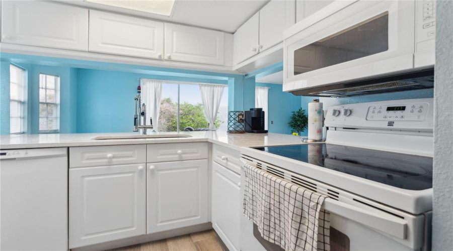 DAVENPORT, Florida 33897, 3 Bedrooms Bedrooms, ,3 BathroomsBathrooms,Residential,For Sale,COCO PLUM,0,MFRO6282113