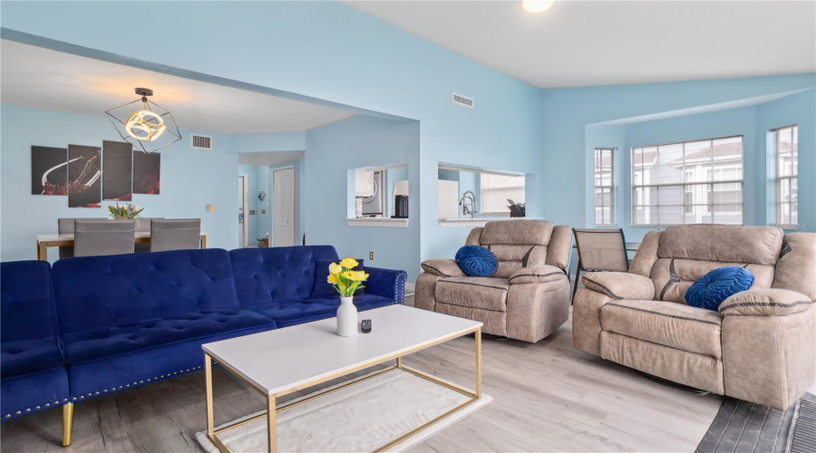 DAVENPORT, Florida 33897, 3 Bedrooms Bedrooms, ,3 BathroomsBathrooms,Residential,For Sale,COCO PLUM,0,MFRO6282113