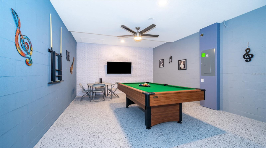 DAVENPORT, Florida 33896, 2 Bedrooms Bedrooms, ,2 BathroomsBathrooms,Residential,For Sale,SPLASH SHOT,0,MFRO6232485