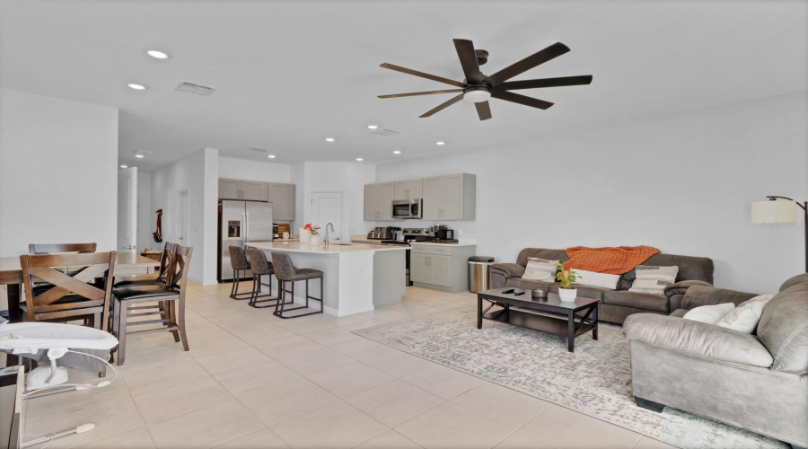 KISSIMMEE, Florida 34746, 3 Bedrooms Bedrooms, ,2 BathroomsBathrooms,Residential,For Sale,TEOLI,0,MFRS5121302
