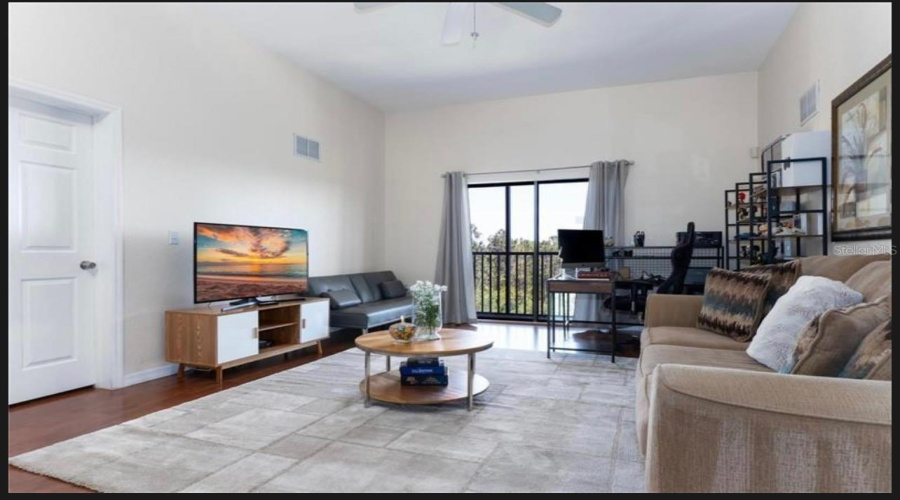 KISSIMMEE, Florida 34747, 3 Bedrooms Bedrooms, ,2 BathroomsBathrooms,Residential,For Sale,TREASURE TROVE,MFRO6284004