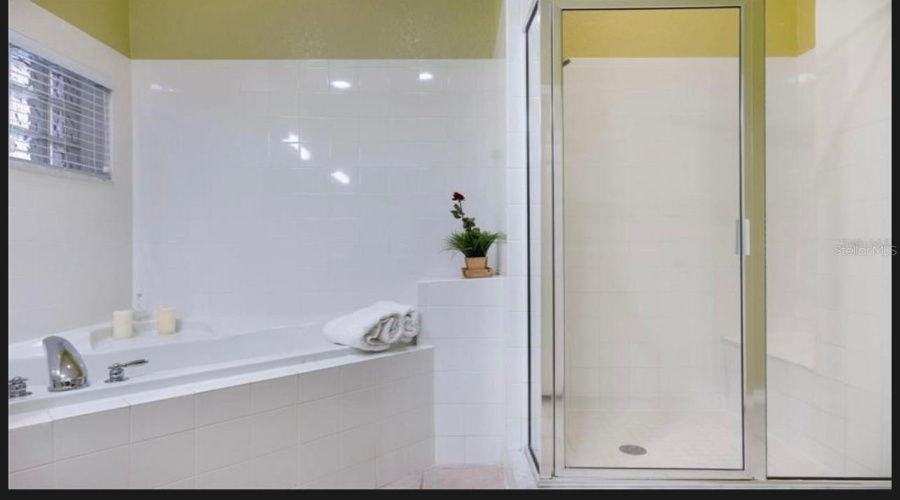 KISSIMMEE, Florida 34747, 3 Bedrooms Bedrooms, ,2 BathroomsBathrooms,Residential,For Sale,TREASURE TROVE,MFRO6284004