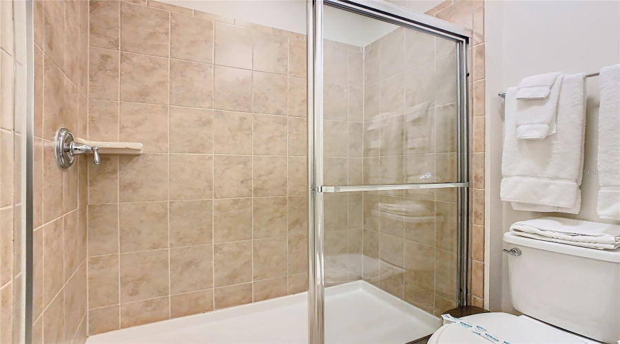 KISSIMMEE, Florida 34747, 8 Bedrooms Bedrooms, ,6 BathroomsBathrooms,Residential,For Sale,LIMA,0,MFRO6283888