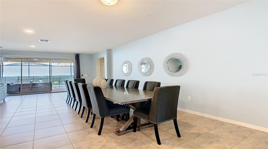 KISSIMMEE, Florida 34747, 8 Bedrooms Bedrooms, ,6 BathroomsBathrooms,Residential,For Sale,LIMA,0,MFRO6283888