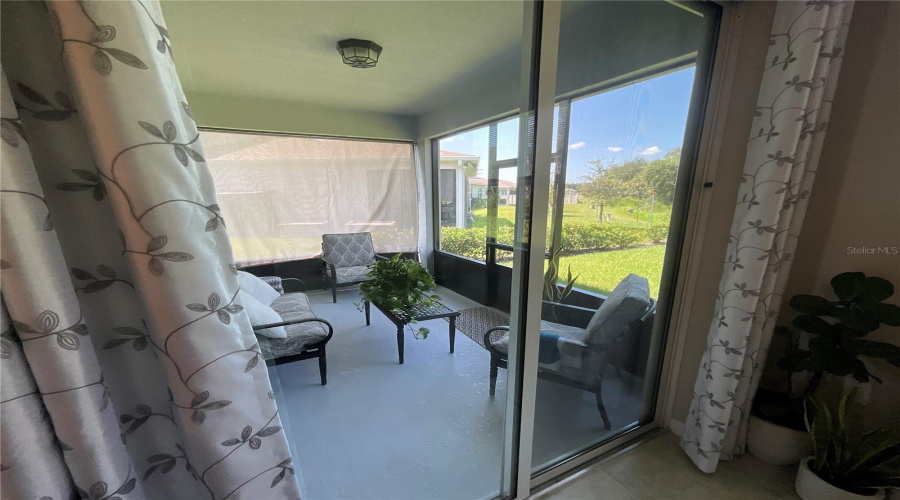 KISSIMMEE, Florida 34746, 3 Bedrooms Bedrooms, ,2 BathroomsBathrooms,Residential,For Sale,ROYAL POINT,0,MFRO6280136