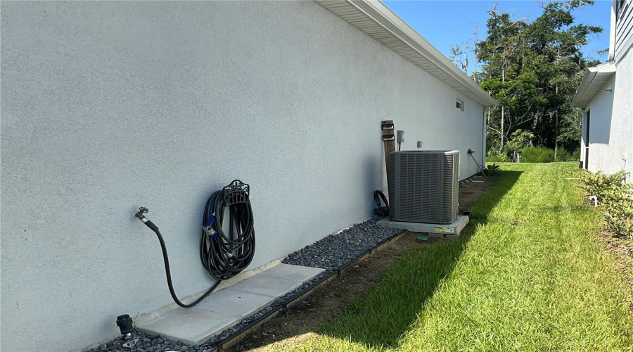 KISSIMMEE, Florida 34746, 3 Bedrooms Bedrooms, ,2 BathroomsBathrooms,Residential,For Sale,ROYAL POINT,0,MFRO6280136