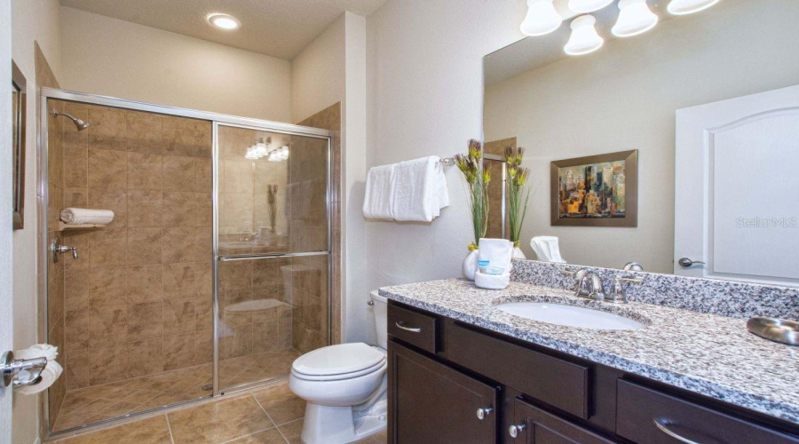 KISSIMMEE, Florida 34747, 5 Bedrooms Bedrooms, ,4 BathroomsBathrooms,Residential,For Sale,ADRIATICO,MFRS5121472