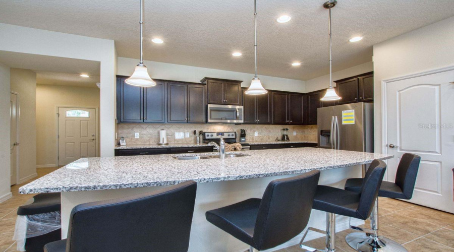 KISSIMMEE, Florida 34747, 5 Bedrooms Bedrooms, ,4 BathroomsBathrooms,Residential,For Sale,ADRIATICO,MFRS5121472