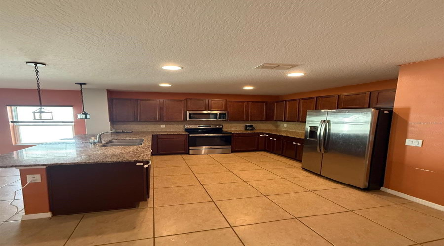 DAVENPORT, Florida 33837, 4 Bedrooms Bedrooms, ,2 BathroomsBathrooms,Residential,For Sale,SAMUEL,0,MFRO6283986