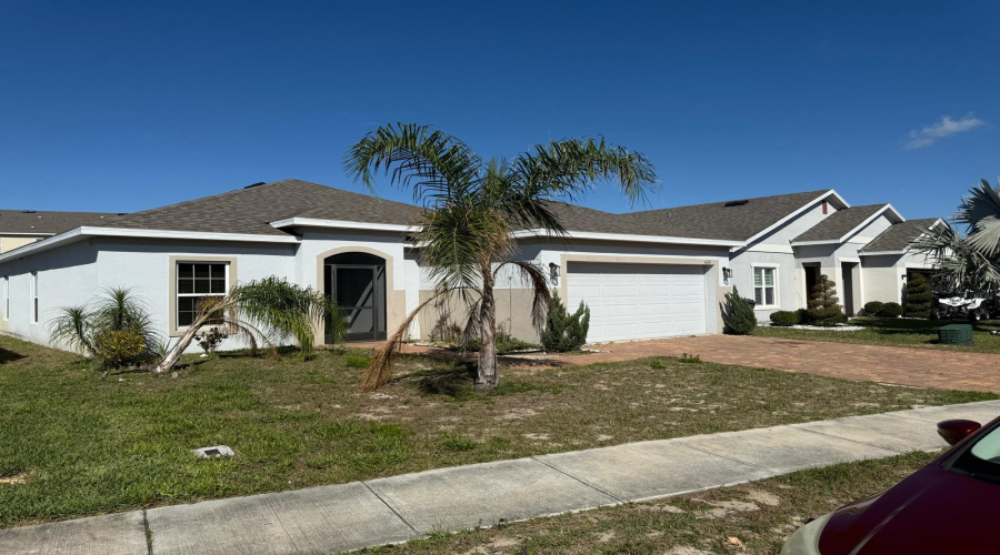 DAVENPORT, Florida 33837, 4 Bedrooms Bedrooms, ,2 BathroomsBathrooms,Residential,For Sale,SAMUEL,0,MFRO6283986