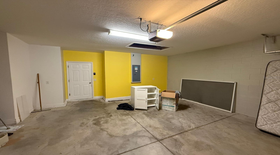 DAVENPORT, Florida 33837, 4 Bedrooms Bedrooms, ,2 BathroomsBathrooms,Residential,For Sale,SAMUEL,0,MFRO6283986