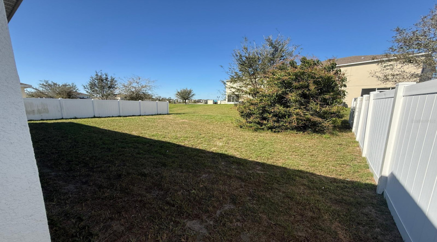 DAVENPORT, Florida 33837, 4 Bedrooms Bedrooms, ,2 BathroomsBathrooms,Residential,For Sale,SAMUEL,0,MFRO6283986