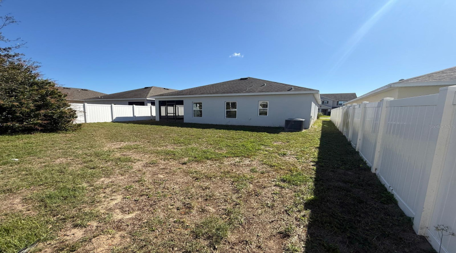 DAVENPORT, Florida 33837, 4 Bedrooms Bedrooms, ,2 BathroomsBathrooms,Residential,For Sale,SAMUEL,0,MFRO6283986