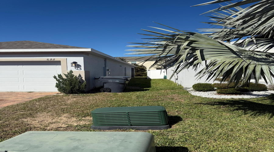 DAVENPORT, Florida 33837, 4 Bedrooms Bedrooms, ,2 BathroomsBathrooms,Residential,For Sale,SAMUEL,0,MFRO6283986