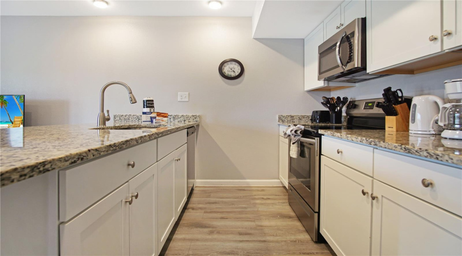 DAVENPORT, Florida 33897, 2 Bedrooms Bedrooms, ,2 BathroomsBathrooms,Residential,For Sale,RETREAT,MFRS5121508