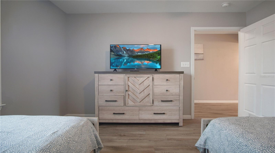 DAVENPORT, Florida 33897, 2 Bedrooms Bedrooms, ,2 BathroomsBathrooms,Residential,For Sale,RETREAT,MFRS5121508