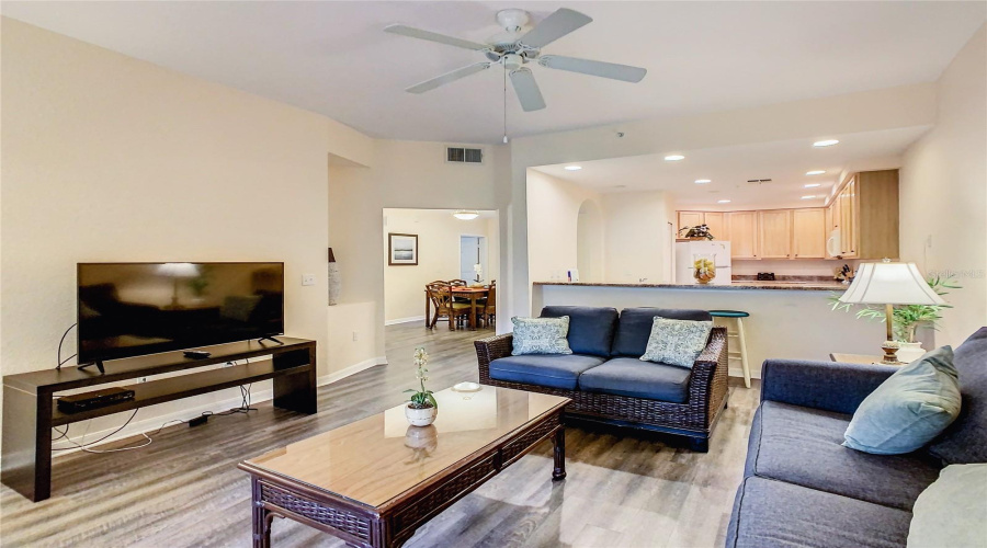 KISSIMMEE, Florida 34747, 2 Bedrooms Bedrooms, ,2 BathroomsBathrooms,Residential,For Sale,PIRATES RETREAT,0,MFRO6284556