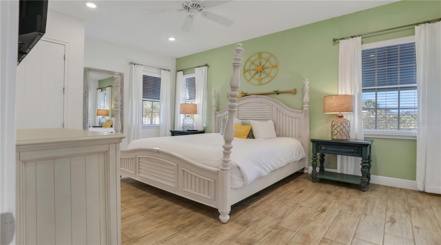 KISSIMMEE, Florida 34747, 2 Bedrooms Bedrooms, ,2 BathroomsBathrooms,Residential,For Sale,FLIP FLOP,0,MFRO6284320