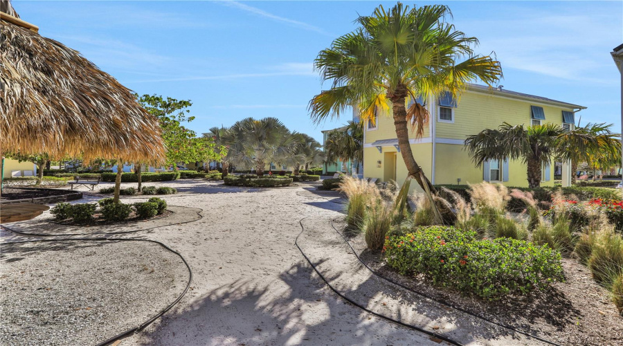 KISSIMMEE, Florida 34747, 2 Bedrooms Bedrooms, ,2 BathroomsBathrooms,Residential,For Sale,FLIP FLOP,0,MFRO6284320